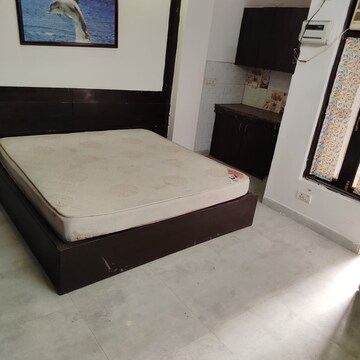 Bedroom in Studio Builder Floor at DLF City Phase III, Sector 24 – for Rent