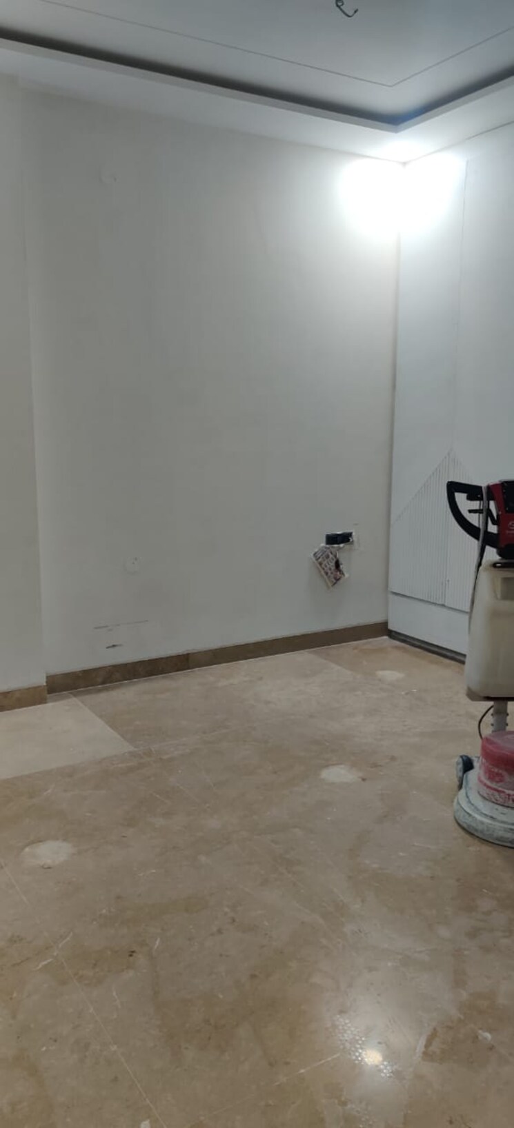 Room, rohini sector 24 2 Bedroom 60 Sq.Mt. Builder Floor In Rohini Sector 24 Delhi 8013472