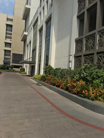  Office Space – Exterior View View at Vastrapur - for Rent