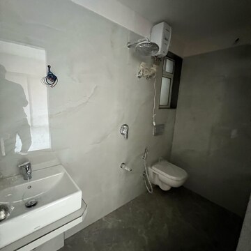 Attached Bathroom in 1.5 BHK Apartment at Vision Heights, Khan Estate – for Rent