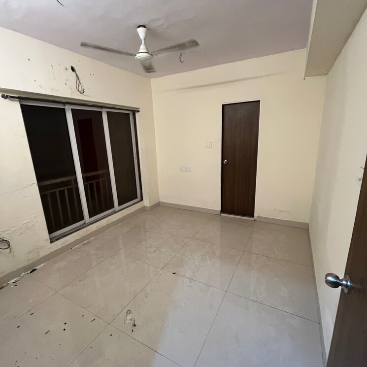 Master Bedroom, grace-iconic 2 Bedroom 760 Sq.Ft. Apartment In Nehru Road Mumbai 8013546