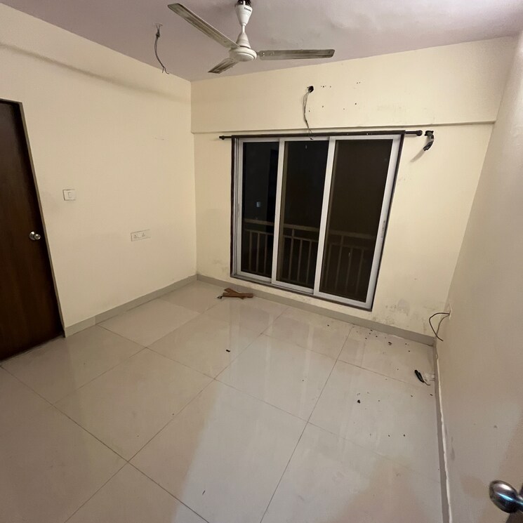 Master Bedroom, grace-iconic 2 Bedroom 760 Sq.Ft. Apartment In Nehru Road Mumbai 8013546