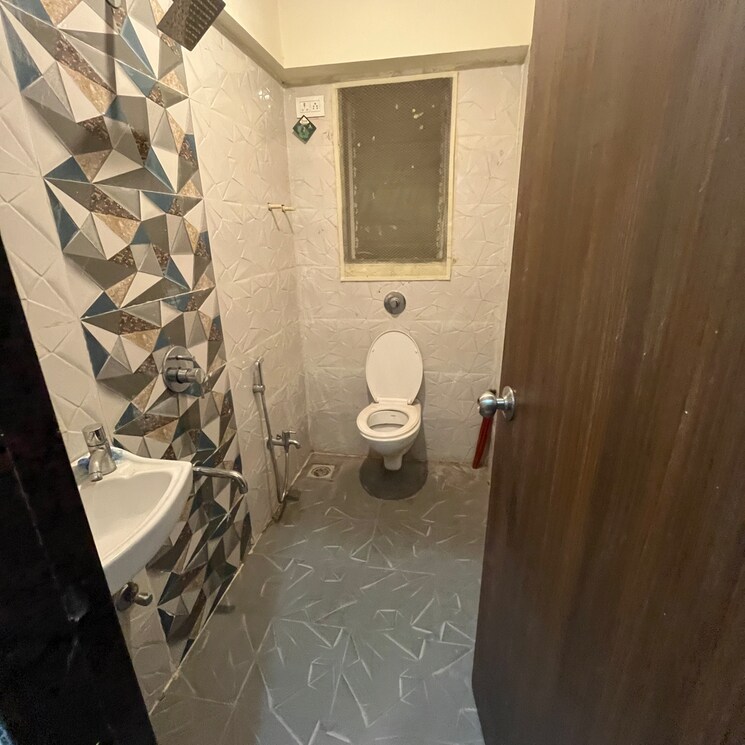 Attached Bathroom, grace-iconic 2 Bedroom 760 Sq.Ft. Apartment In Nehru Road Mumbai 8013546