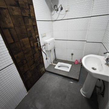 Bathroom in 3 BHK Builder Floor at Chattarpur – for Sale