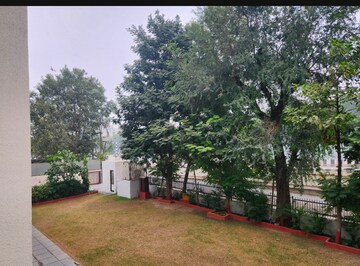 3 BHK Apartment – Garden View at Thaltej - for Rent