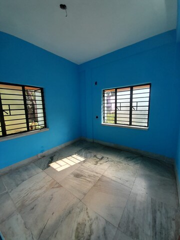 Room in 3 BHK Independent House at Behala Chowrasta – for Rent
