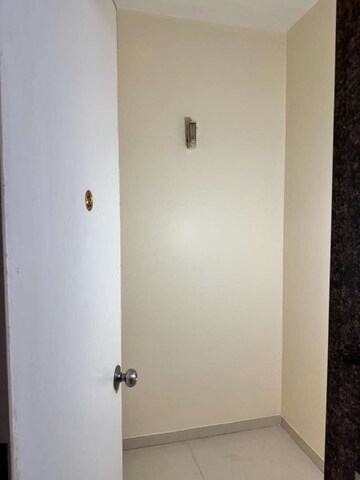 Room in 2 BHK Apartment at Kool Homes Arena, Balewadi – for Rent