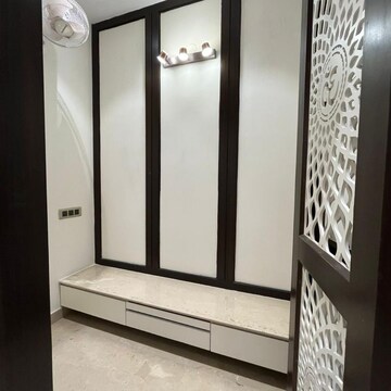 Furnished Amenities in 4 BHK Builder Floor at Ansal Sushant Lok I, Sector 43 – for Rent