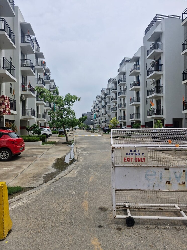 Exterior View, vatika-inxt-high-street 2 Bedroom 1100 Sq.Ft. Apartment In Sector 83 Gurgaon 8013793