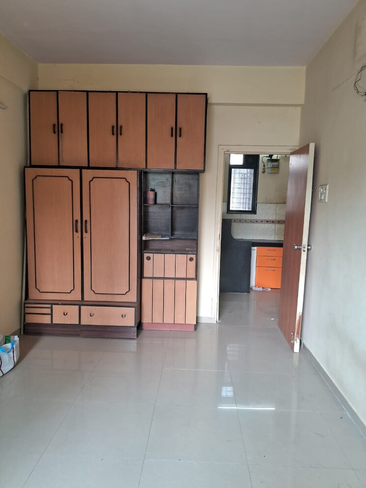 undefined, grant road 1 RK 350 Sq.Ft. Apartment In Grant Road Mumbai 8013757