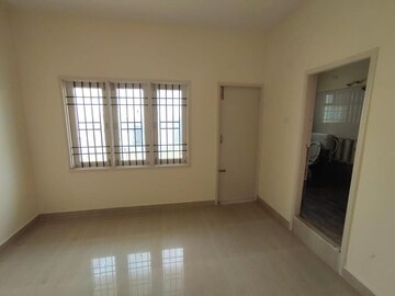 Room in 3 BHK Apartment at Yelahanka – for Sale