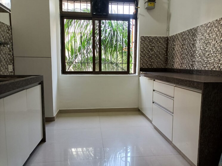 Balcony, lalani-grandeur 3 Bedroom 932 Sq.Ft. Apartment In Goregaon East Mumbai 8013802