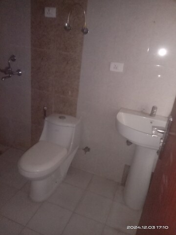 Bathroom in 2.5 BHK Apartment at Mahagun Mywoods, Sector 16c Greater Noida – for Sale