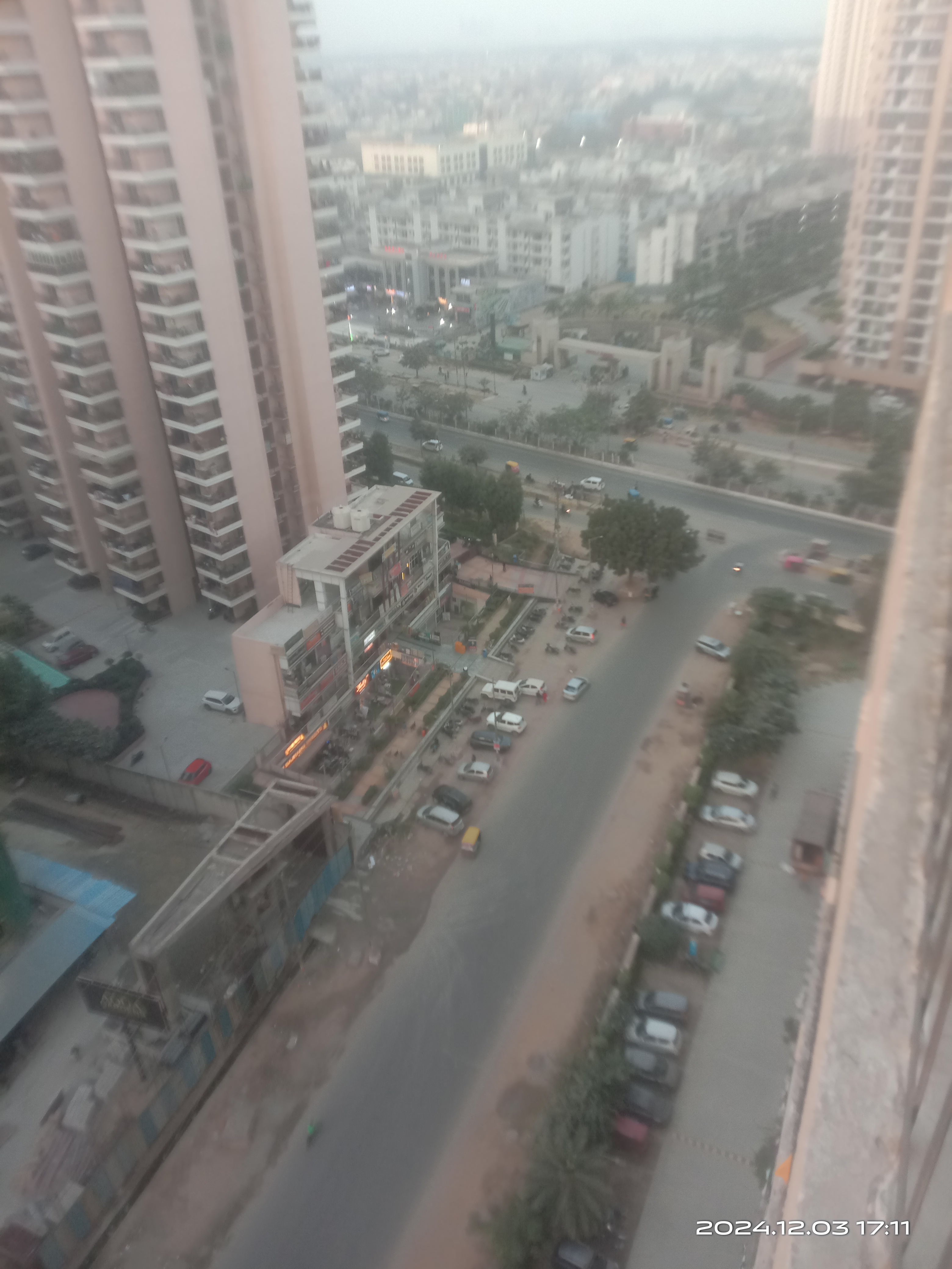 2.5 BHK Apartment For Sale in Mahagun Mywoods