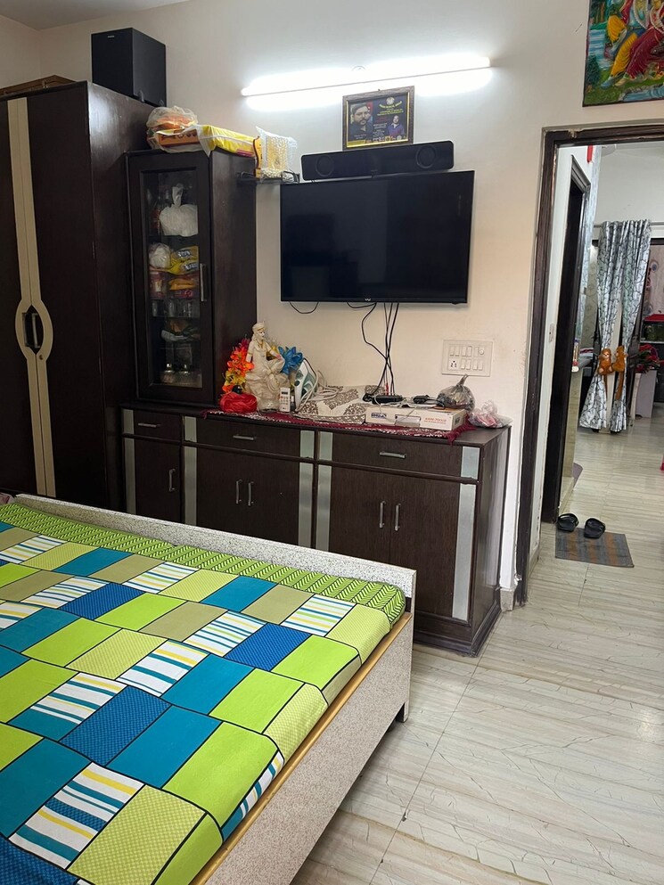 Bedroom, rohini sector 24 3 Bedroom 60 Sq.Mt. Builder Floor In Rohini Sector 24 Delhi 8013835