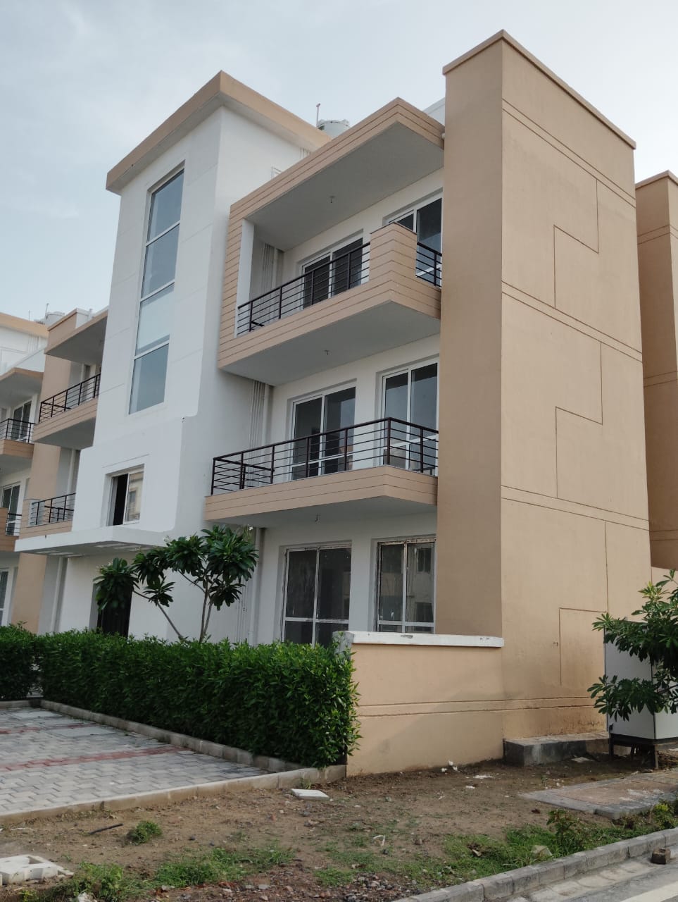 3 BHK Builder Floor For Sale in Bptp Park Floors I