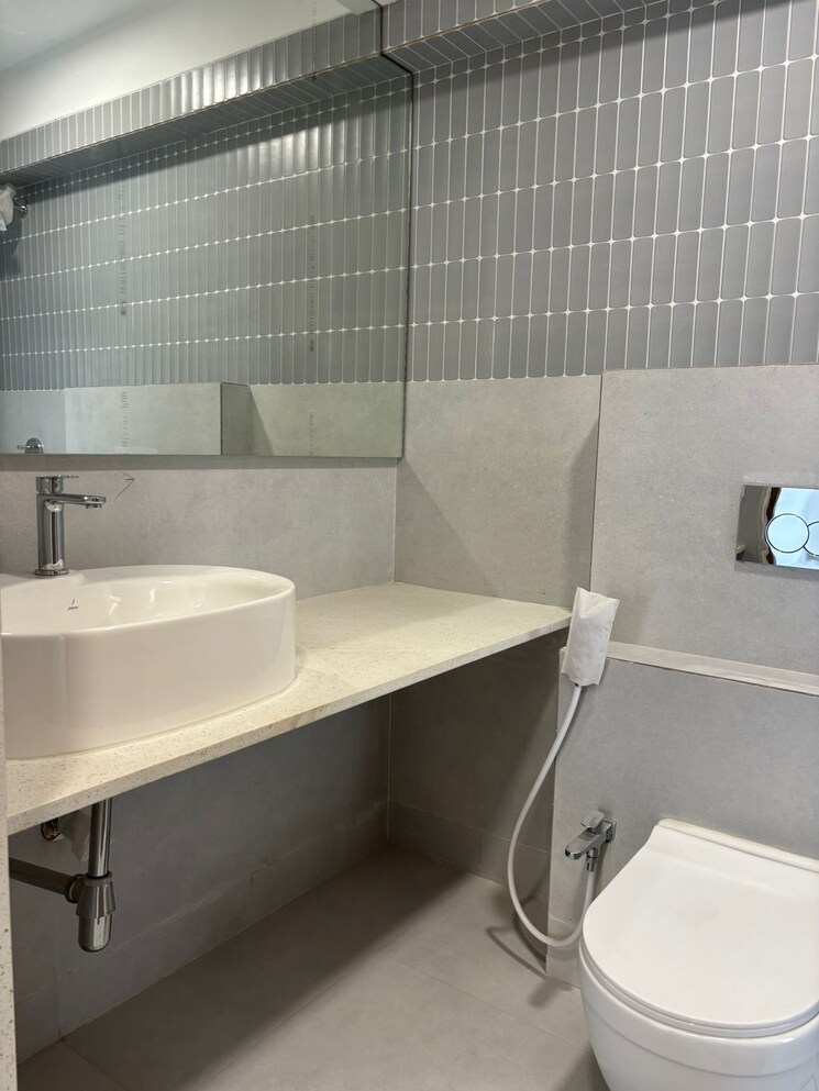 Bathroom, piramal-mahalaxmi 3 Bedroom 1170 Sq.Ft. Apartment In Mahalaxmi Mumbai 8013829