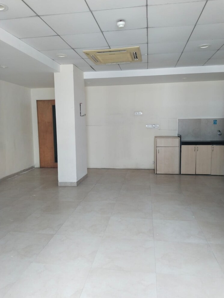 Floor Plan, lower parel Commercial Office Space 10000 Sq.Ft. In Lower Parel Mumbai 8013841