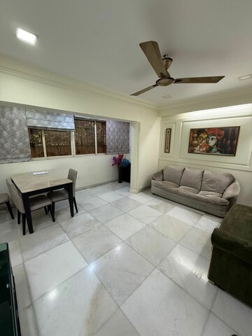 Parking in 2 BHK Apartment at Santacruz West – for Rent