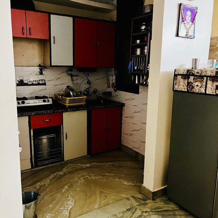 Kitchen, shahdara 3 Bedroom 110 Sq.Yd. Builder Floor In Shahdara Delhi 8013895