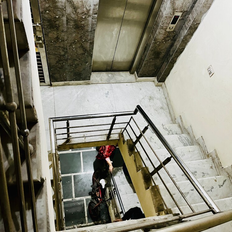 undefined, shahdara 3 Bedroom 110 Sq.Yd. Builder Floor In Shahdara Delhi 8013895