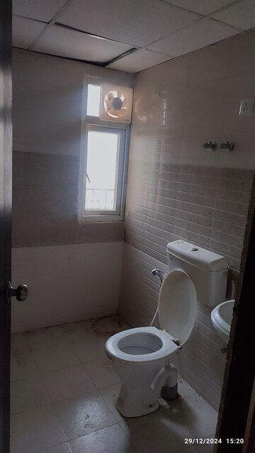 Bathroom in 2 BHK Apartment at Signature Global Orchard Avenue, Sector 93 – for Sale
