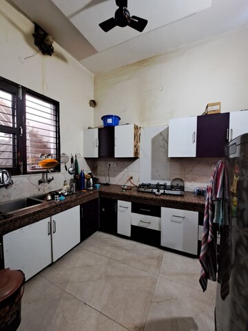 Kitchen in 3 BHK Villa at Kharar – for Rent