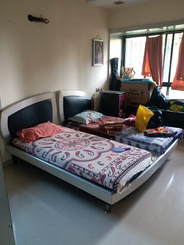 Master Bedroom in 2 BHK Apartment at Naupada – for Rent