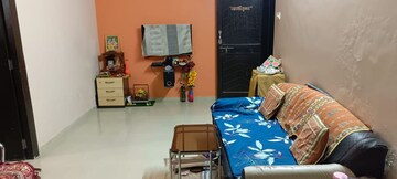 Bedroom in 1 BHK Apartment at Sai Suman CHS, Vikhroli East – for Rent