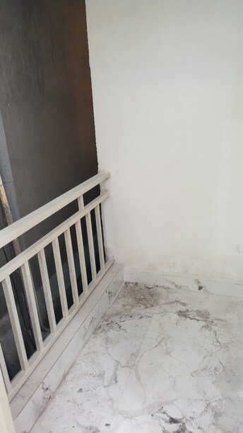 1 RK Builder Floor For Rent in Paryavaran Complex Delhi  8013963