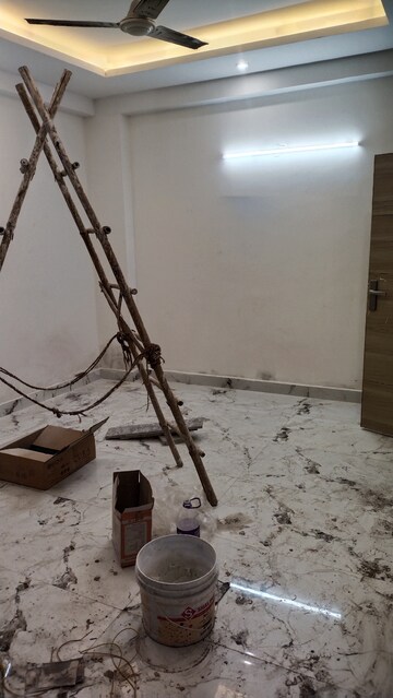 Staircase in 1 RK Builder Floor at Paryavaran Complex – for Rent
