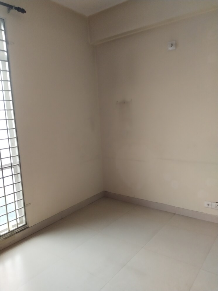 Room, vatika-lifestyle-homes 2.5 Bedroom 1300 Sq.Ft. Apartment In Sector 83 Gurgaon 8013957