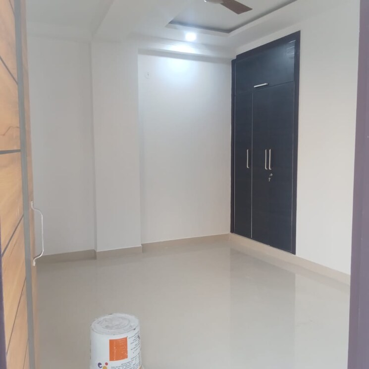 Room, raj nagar 3 Bedroom 900 Sq.Ft. Builder Floor In Raj Nagar Delhi 8013960