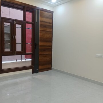 Room in 3 BHK Builder Floor at Raj Nagar – for Sale