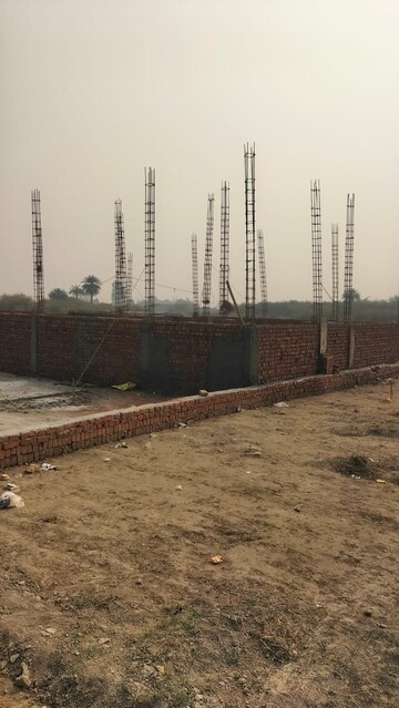  Plot For Sale in Bhopani Village