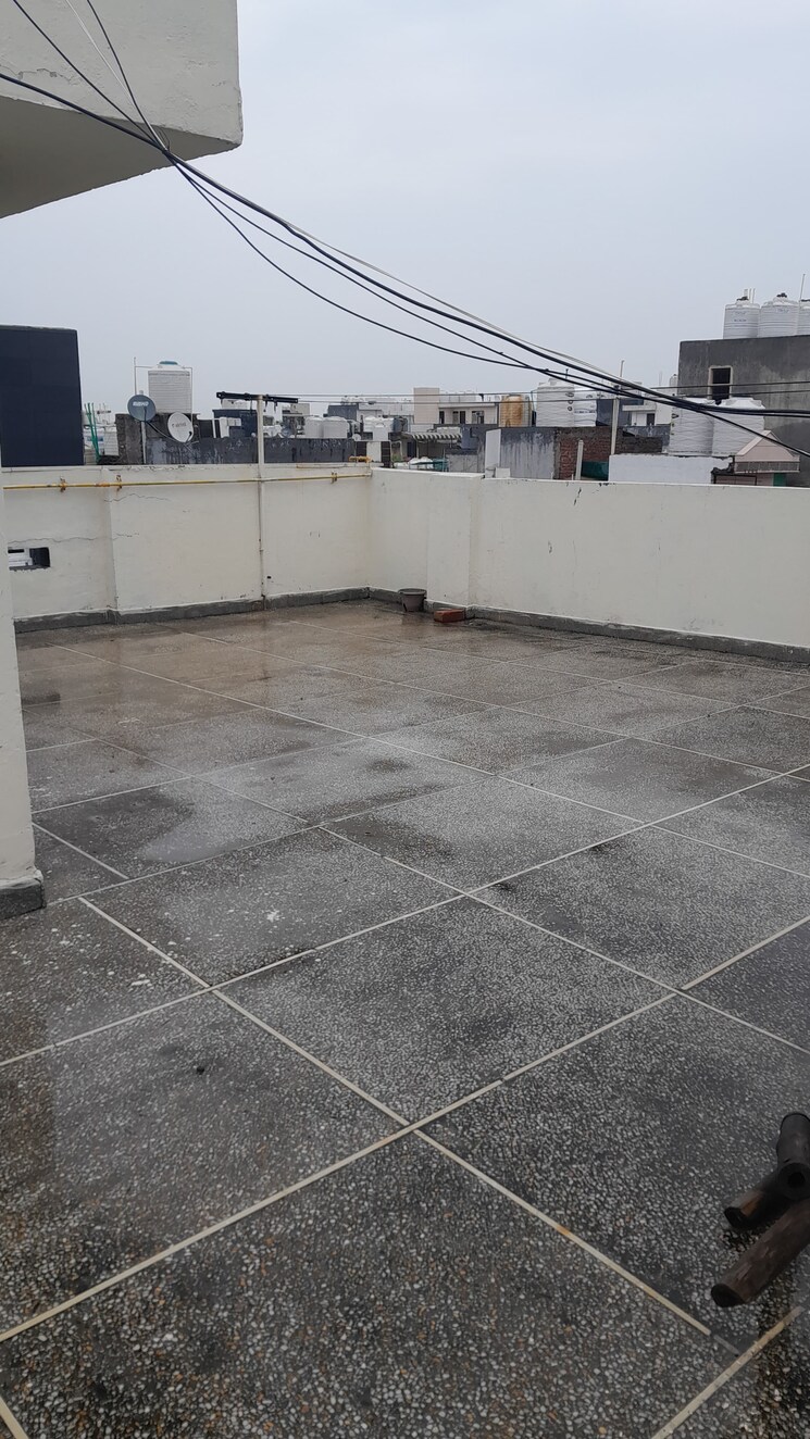 Balcony, rohini sector 24 2 Bedroom 52 Sq.Mt. Builder Floor In Rohini Sector 24 Delhi 8014018