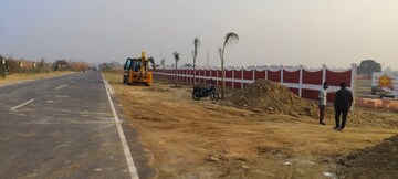 Plot Area in  Land at Kisan Path – for Rent