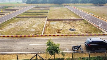 Commercial Land 1000 Acre For Rent in Kisan Path Lucknow  4445228