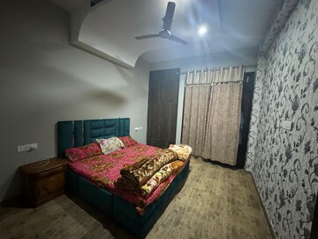 Bedroom in 2 BHK Apartment at Kharar Road – for Rent