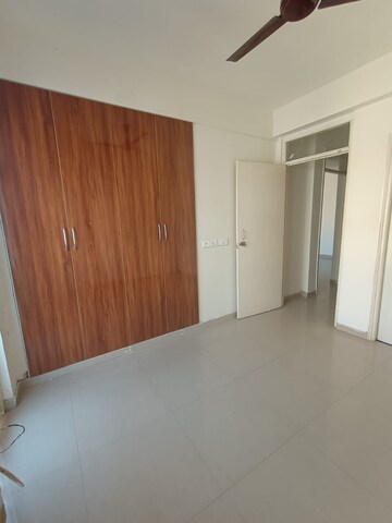 Room in 2 BHK Apartment at ROF Aalayas, Sector 102 – for Rent