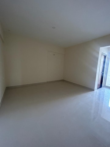 Room in 3 BHK Apartment at Hbr Layout – for Sale