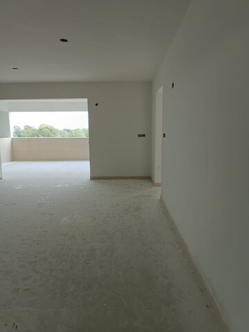 Room in 3 BHK Apartment at Sathnur – for Sale