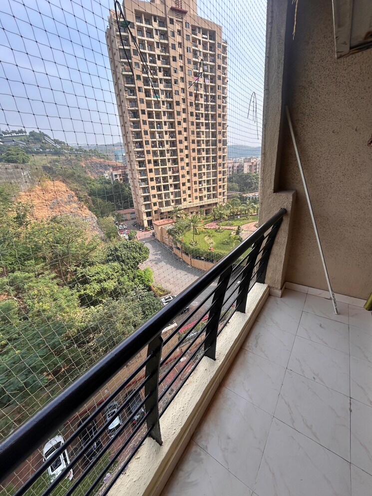 Balcony, k-raheja-heights 3 Bedroom 1375 Sq.Ft. Apartment In Malad East Mumbai 8014095