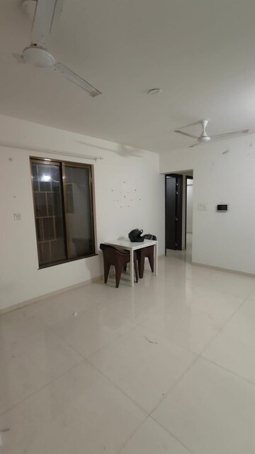 Room in 3 BHK Apartment at Runal Spacio, Ravet – for Rent