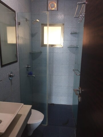 Bathroom in 2.5 BHK Apartment at Oberoi Realty Woods, Goregaon East – for Rent