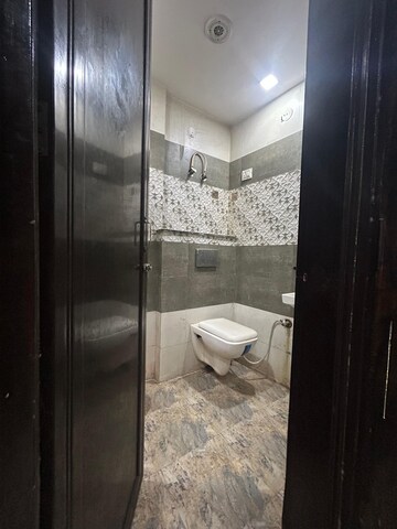 Bathroom in 2 BHK Builder Floor at Dwarka Mor – for Rent