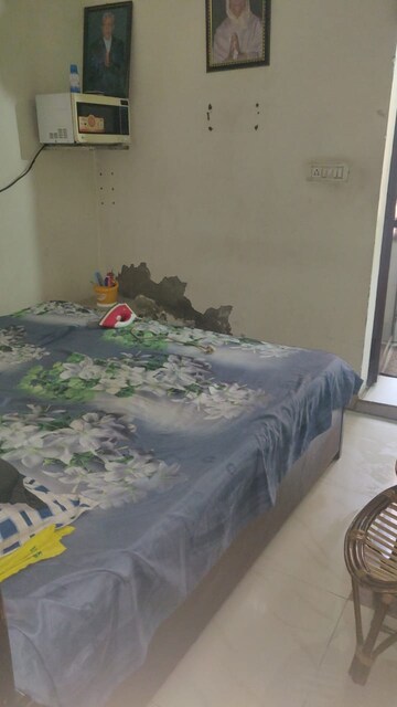 Room in 2 BHK Apartment at Sector 11 Dwarka – for Rent