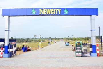  Plot – Exterior View View at Saibaba Colony - for Sale