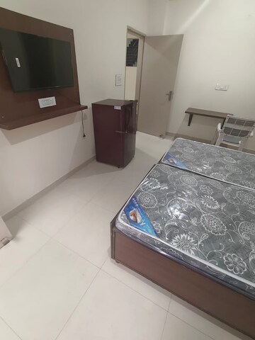 Room in  Pg at Sector 18 – for Rent
