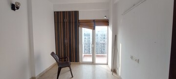 Room in 3 BHK Apartment at Panchsheel Pratistha, Sector 75 – for Rent